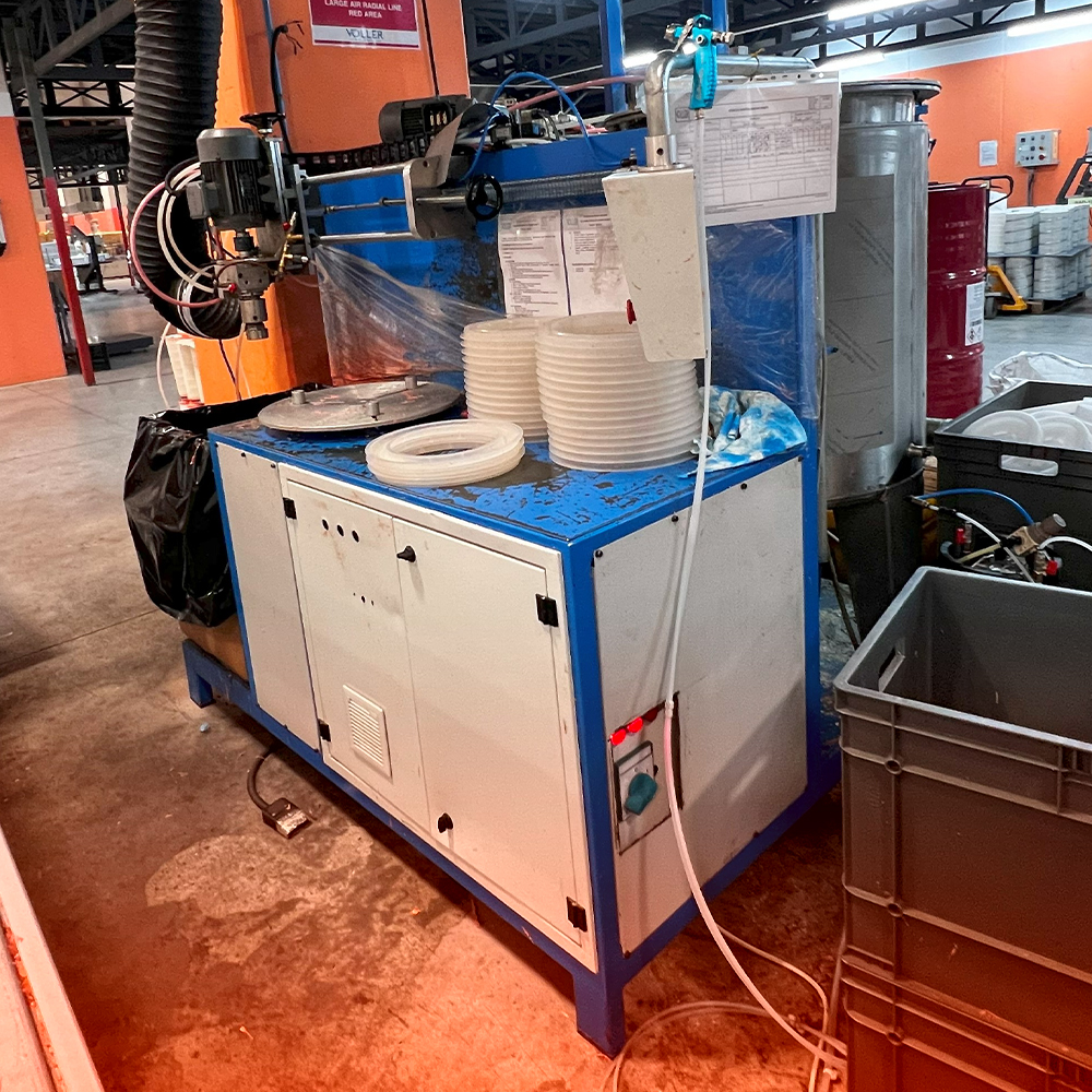 Single Color Polyurethane Casting Robot