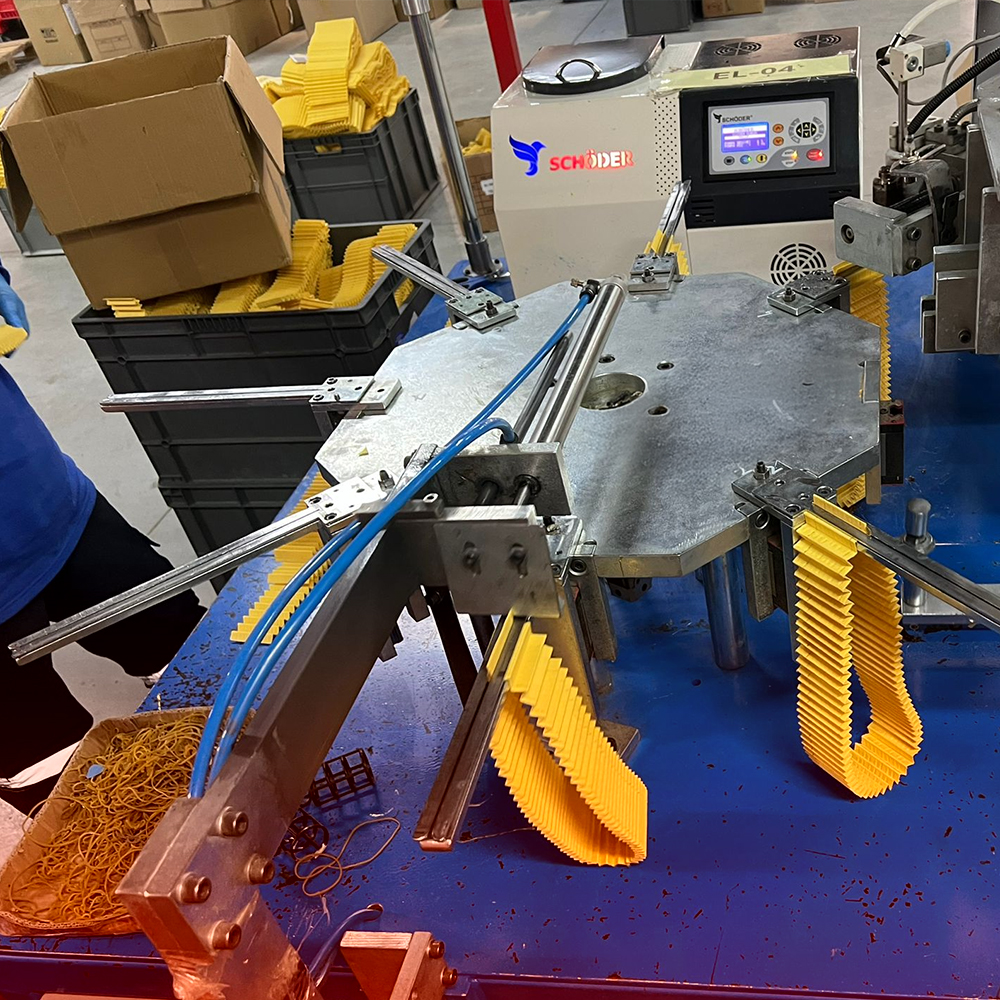 Paper Gluing Machine